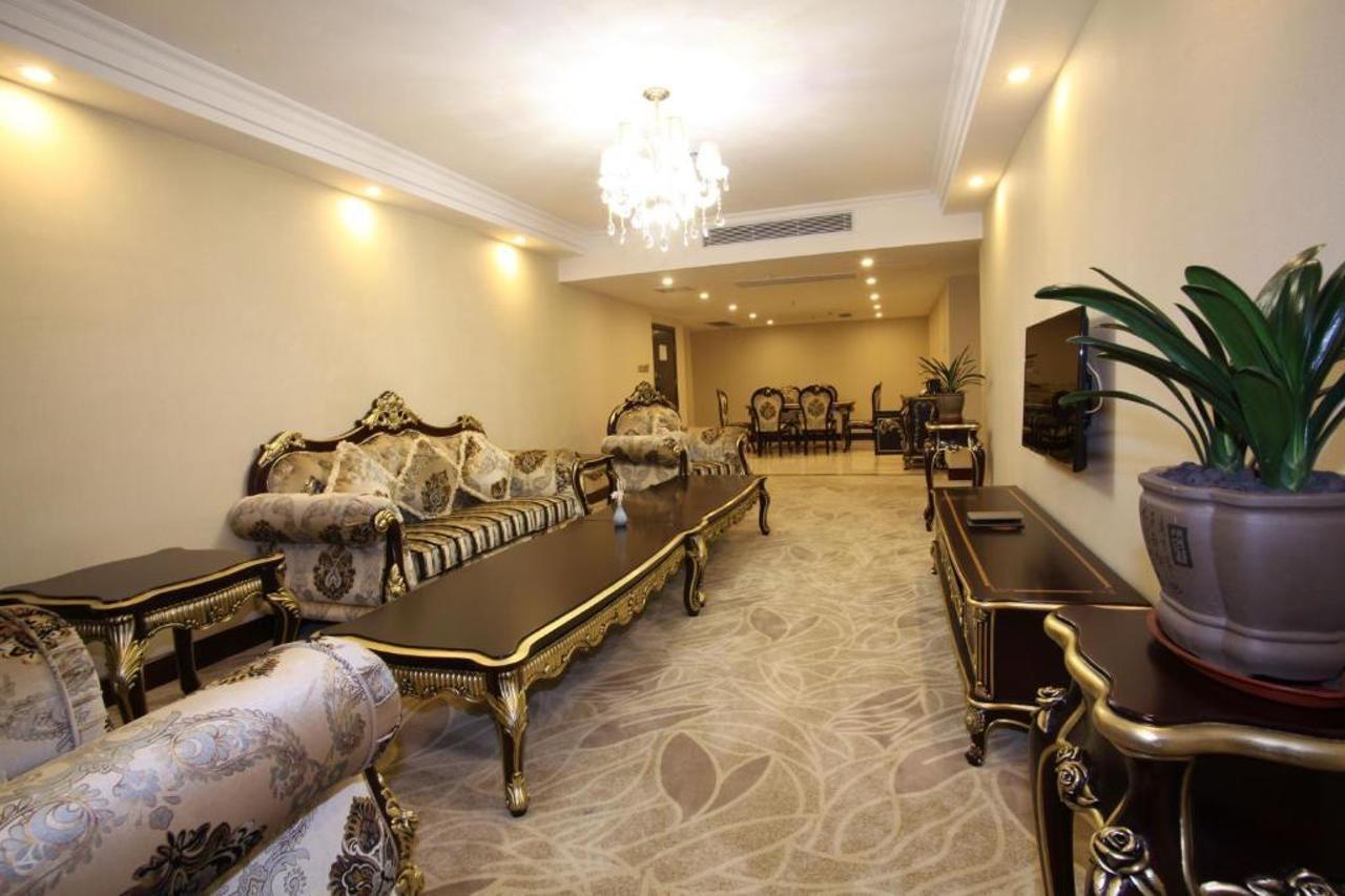 Guangzhou Jin Wan Li Business Hotel エクステリア 写真