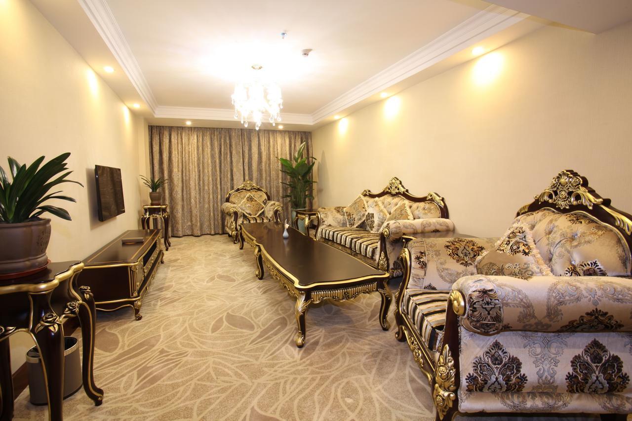 Guangzhou Jin Wan Li Business Hotel エクステリア 写真