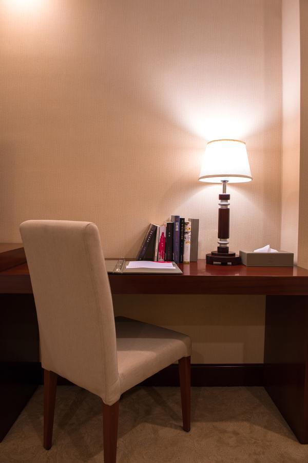 Guangzhou Jin Wan Li Business Hotel エクステリア 写真
