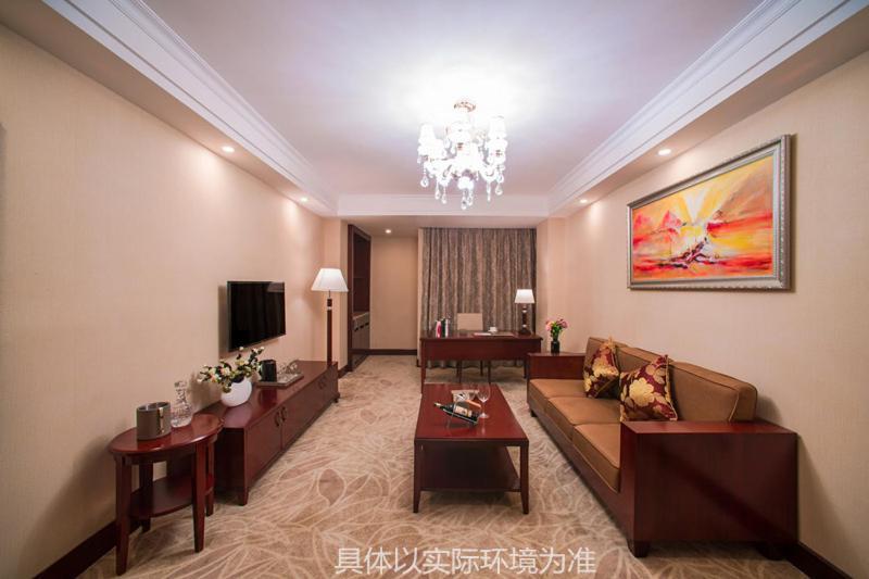 Guangzhou Jin Wan Li Business Hotel エクステリア 写真